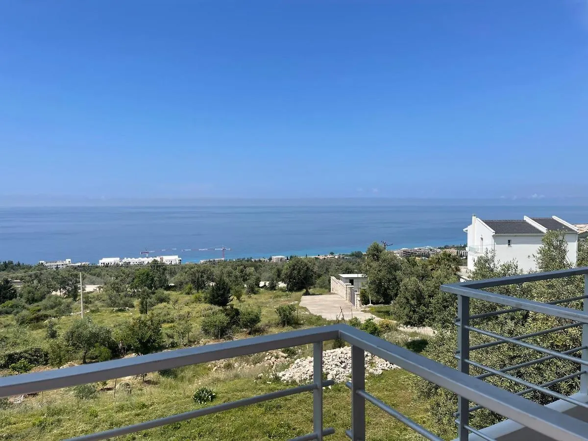 Season Inn Dhermi